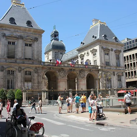 Loge De L'opera 4*