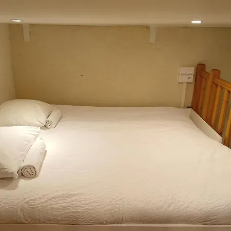 Frühstückspension Loge De L'opera D'hotes 4*