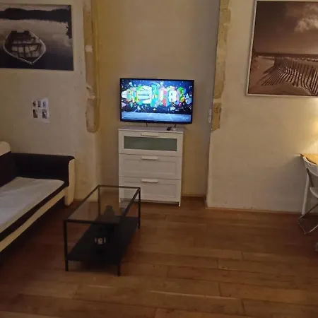 Loge De L'opera לינה וארוחת בוקר 2*