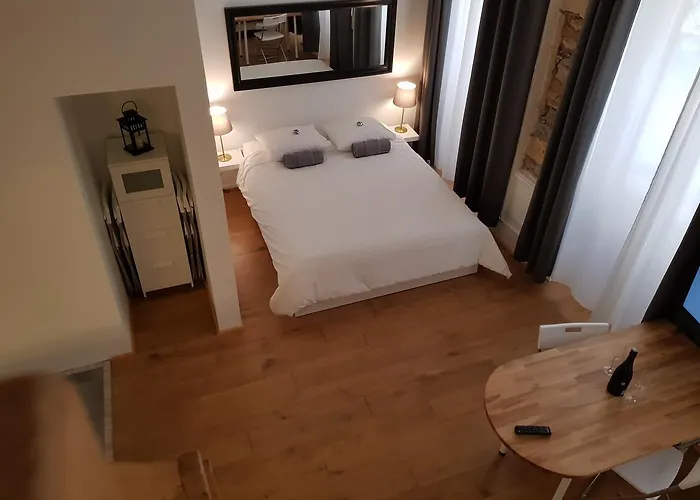 Loge De L'opera Couette-café 4*