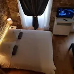 Bed & Breakfast Loge De L'opera 4*